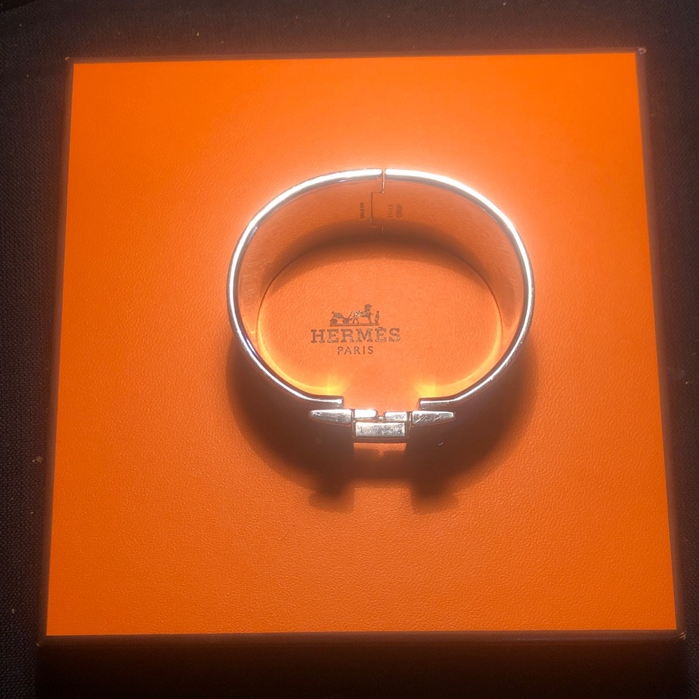 Hermes Click H X wide 3.5 cm bracelet I silver & blue France w/ Hermes pouch box - Picture 2 of 12